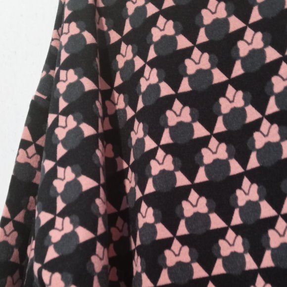 Women’s LuLaRoe Disney Minnie Mouse Casual Shirt Pink Bow Size Small - Picture 4 of 9